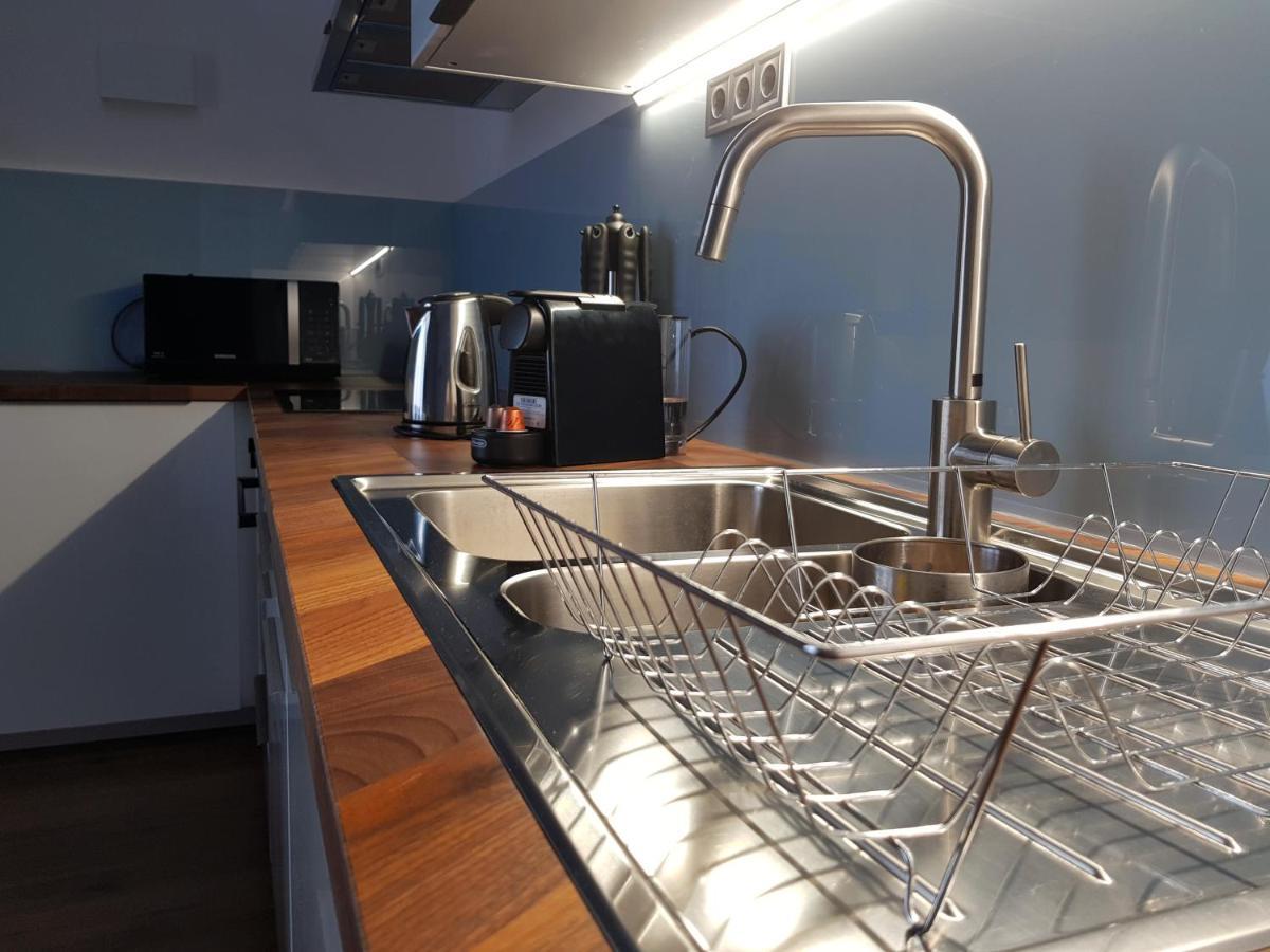 Luxurious Apartment With Balconies In Downtown Bp Budapest Luaran gambar